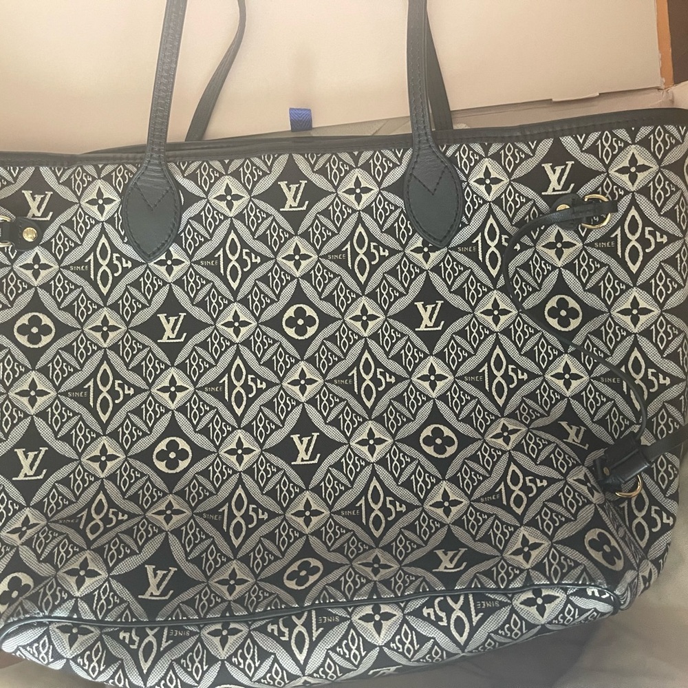 SINCE 1854 NEVERFULL MM Comes with box, dust bags! Used! No Pouch!!!